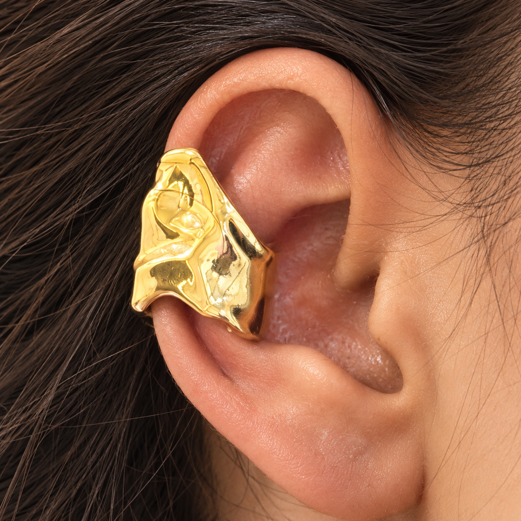 Sculpted Gold Ear Cuff – Anti-Tarnish